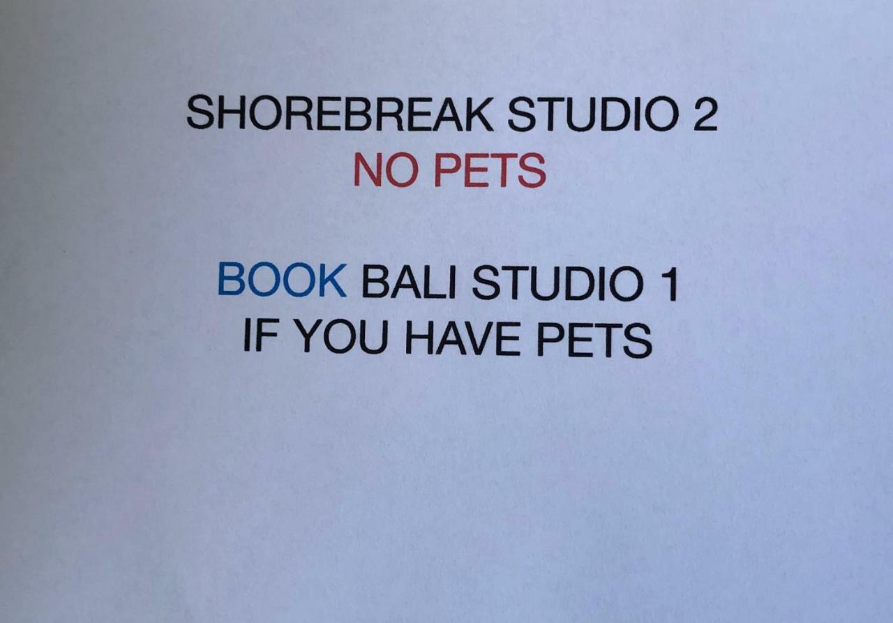 Shorebreak Studio Apartments Sapphire Beach Extérieur photo